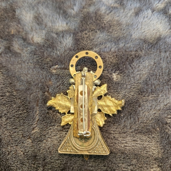 Vintage Angel Brooch Set Of 3 with Gold and Silver Tones - Picture 11 of 14